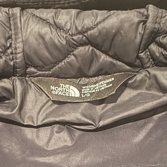 The North Face Black Quilted Jacket Size Large - Picture 4 of 7
